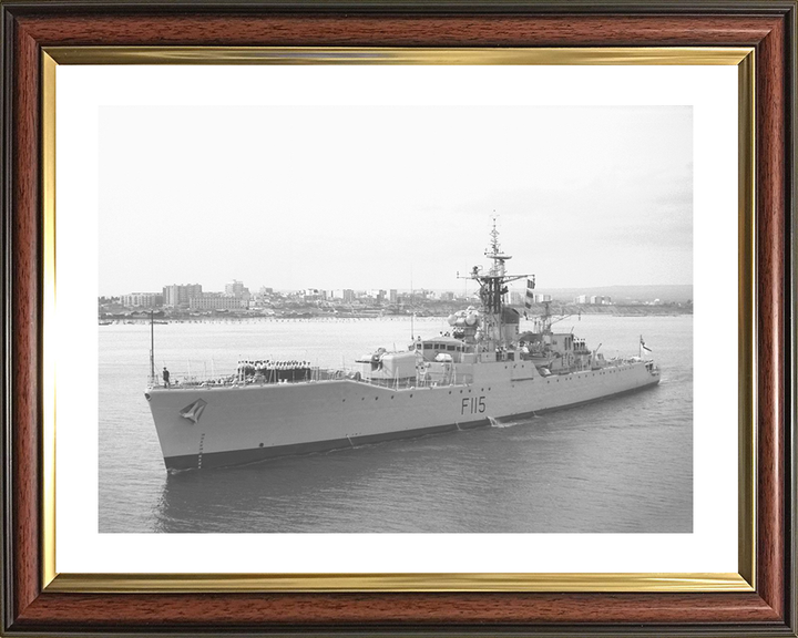 HMS Berwick (F115) Royal Navy Rothesay Class Frigate High Port Bow View Photo Print Wall Art Decor Posters, Prints, & Visual Artwork Hampshire Prints 10 x 8 Classic Frame Yes