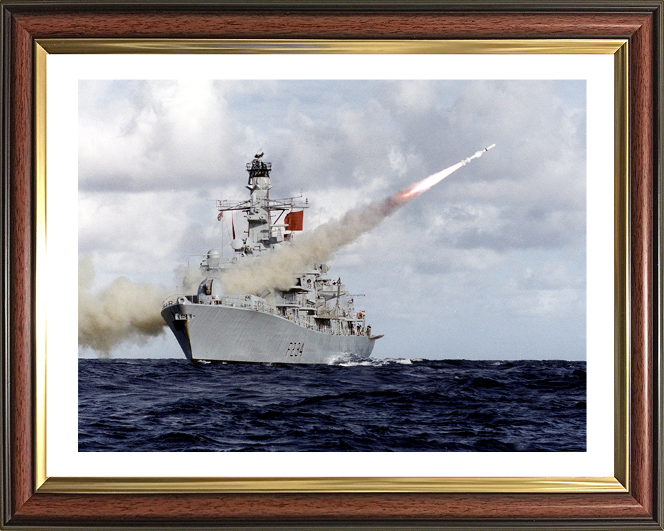 HMS Iron Duke F234 | Photo Print | Framed Print | Poster | Type 23 | Frigate | Royal Navy Hampshire Prints