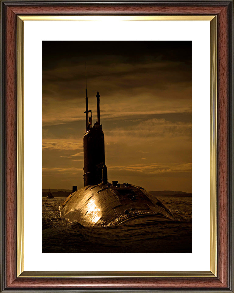 HMS Triumph S93 Submarine | Photo Print | Framed Print | Trafalgar Class | Royal Navy Hampshire Prints