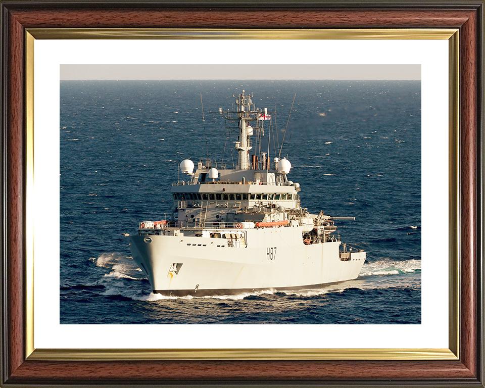 HMS Echo (H87) Royal Navy Echo Class Survey Vessel Underway Photo Print Wall Art Decor Posters, Prints, & Visual Artwork Hampshire Prints 10 x 8 Classic Frame Yes