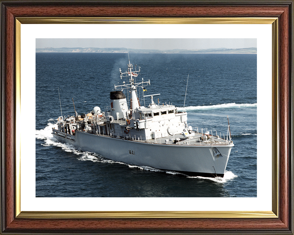 HMS Quorn (M41) Photo Print - Off Devonport 1999 - Royal Navy Hunt Class Minehunter