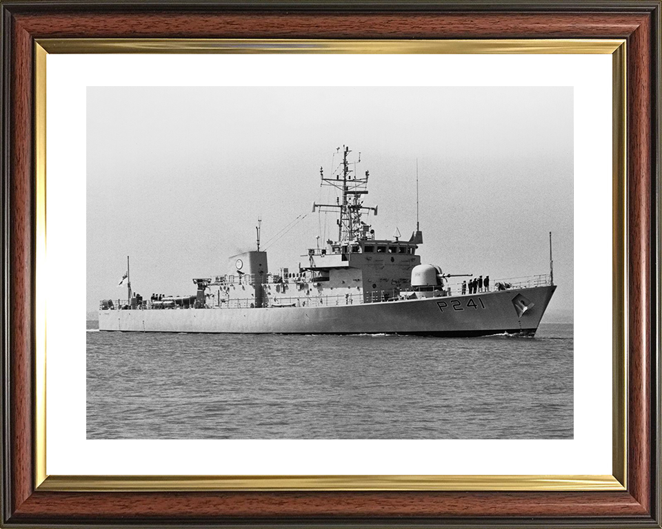 HMS Starling (P241) Photo Print - at sea 1984 - Royal Navy Peacock Class Patrol Vessel Posters, Prints, & Visual Artwork Hampshire Prints 10 x 8 Classic Frame Yes