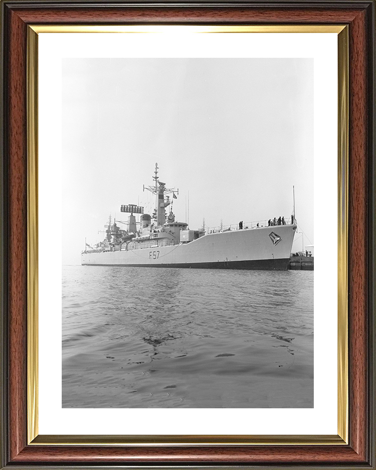 HMS Andromeda (F57) Royal Navy Leander Class Frigate Low Starboard View Photo Print Wall Art Decor Posters, Prints, & Visual Artwork Hampshire Prints 10 x 8 Classic Frame Yes