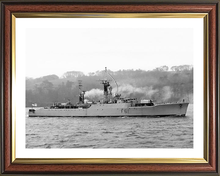 HMS Llandaff F61 | Photo Print | Framed Print | Salisbury Class | Frigate | Royal Navy Hampshire Prints