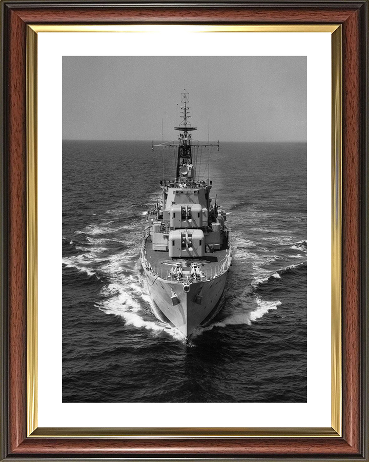 HMS Diamond (D35) Photo Print - At Sea 1961 - Royal Navy Daring Class Destroyer Posters, Prints, & Visual Artwork Hampshire Prints 10 x 8 Classic Frame Yes