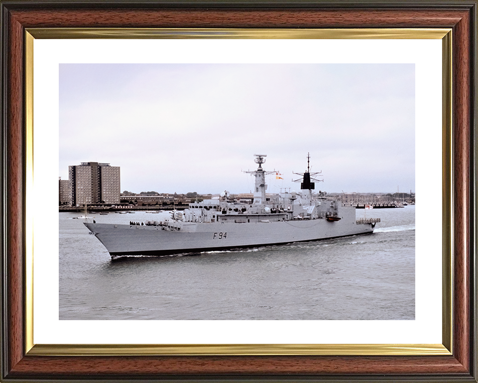 HMS Brave (F94) Royal Navy Type 22 Frigate Leaving Portsmouth Harbour Photo Print Wall Art Decor Posters, Prints, & Visual Artwork Hampshire Prints 10 x 8 Classic Frame Yes