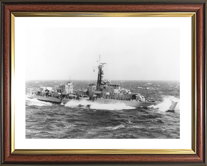 HMS Caprice (D01) Royal Navy C Class Destroyer In Heavy Seas Photo Print Wall Art Decor Posters, Prints, & Visual Artwork Hampshire Prints 10 x 8 Classic Frame Yes