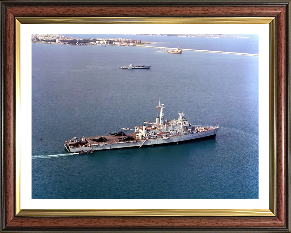 HMS Intrepid (L11) Photo Print - Starboard View - Royal Navy Fearless Class Amphibious Ship Hampshire Prints 10 x 8 Classic Frame Yes