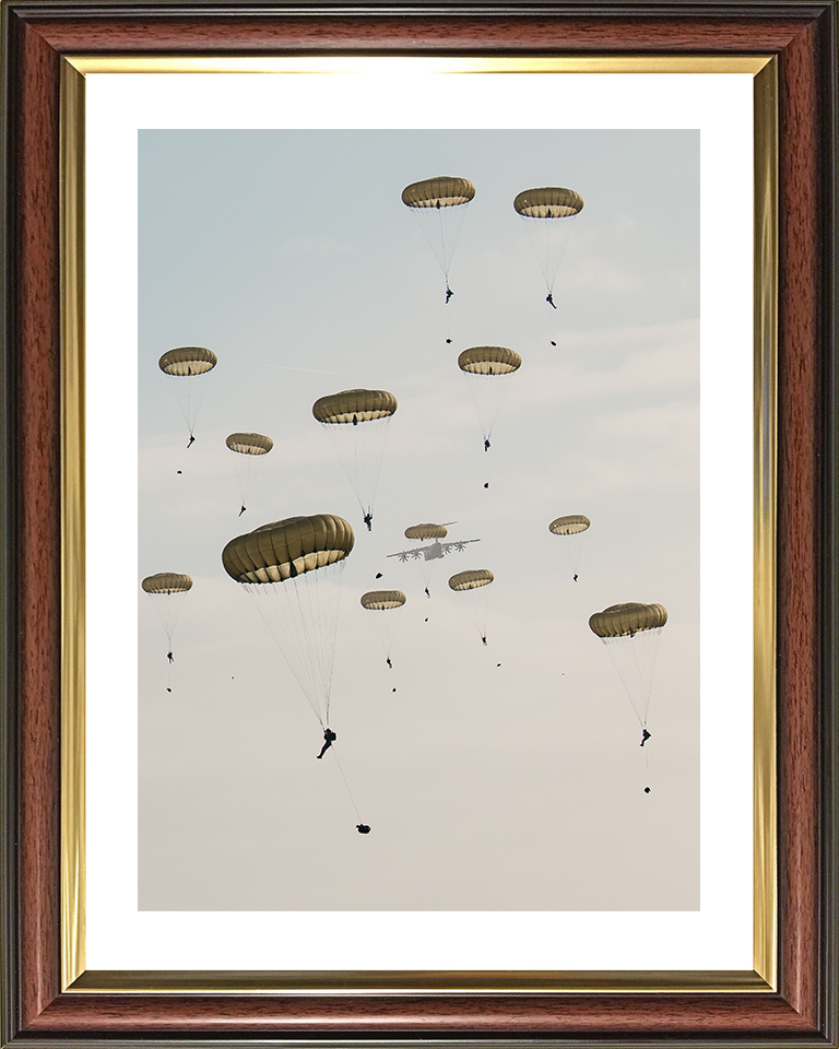 British Army Parachute Regiment Parachuting 2026 Photo Print Wall Art Military Decor Posters, Prints, & Visual Artwork Hampshire Prints 10 x 8 Classic Frame Yes