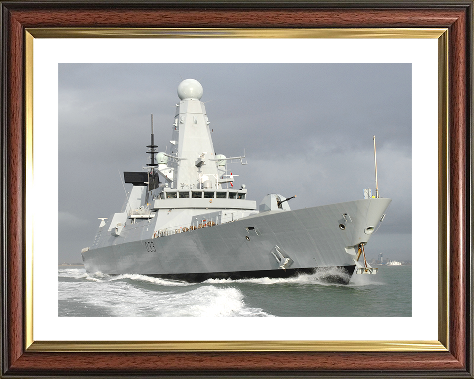 HMS Dauntless (D33) Royal Navy Type 45 Destroyer At Sea low Starboard View Photo Print Wall Art Decor Posters, Prints, & Visual Artwork Hampshire Prints 10 x 8 Classic Frame Yes