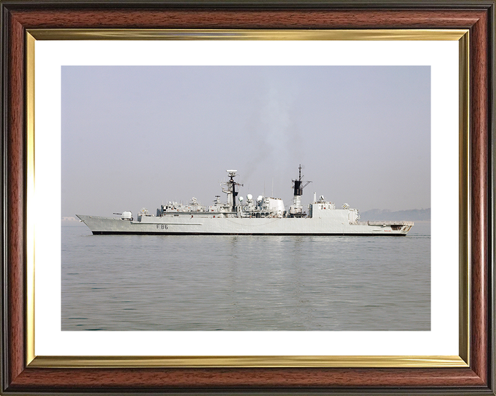 HMS Campbeltown (F86) Royal Navy Type 22 Frigate Port Beam Photo Print Wall Art Decor Posters, Prints, & Visual Artwork Hampshire Prints 10 x 8 Classic Frame Yes