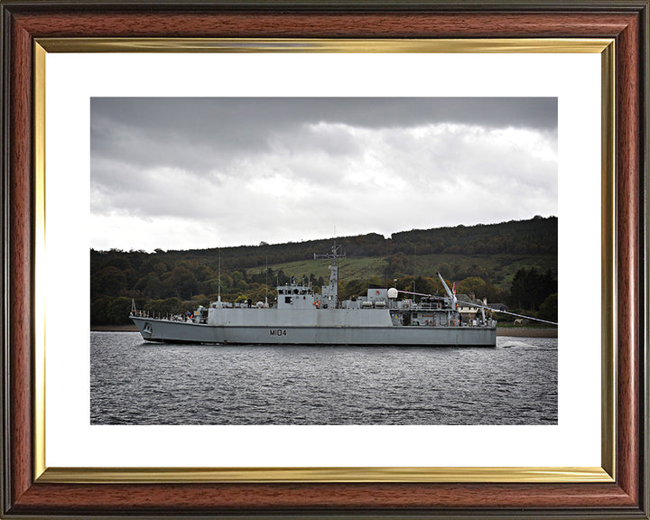 HMS Walney M104 | Photo Print | Framed Print | Sandown Class | minesweeper | Royal Navy Hampshire Prints
