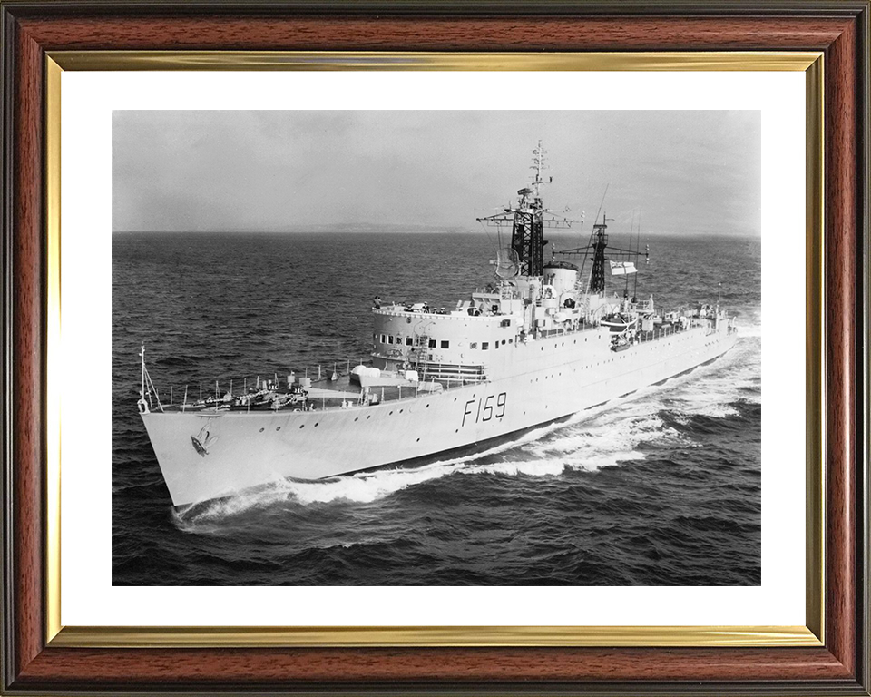 HMS Wakeful (F159) Photo Print - At Sea 1966 - Royal Navy Type 15 Frigate Posters, Prints, & Visual Artwork Hampshire Prints 10 x 8 Classic Frame Yes