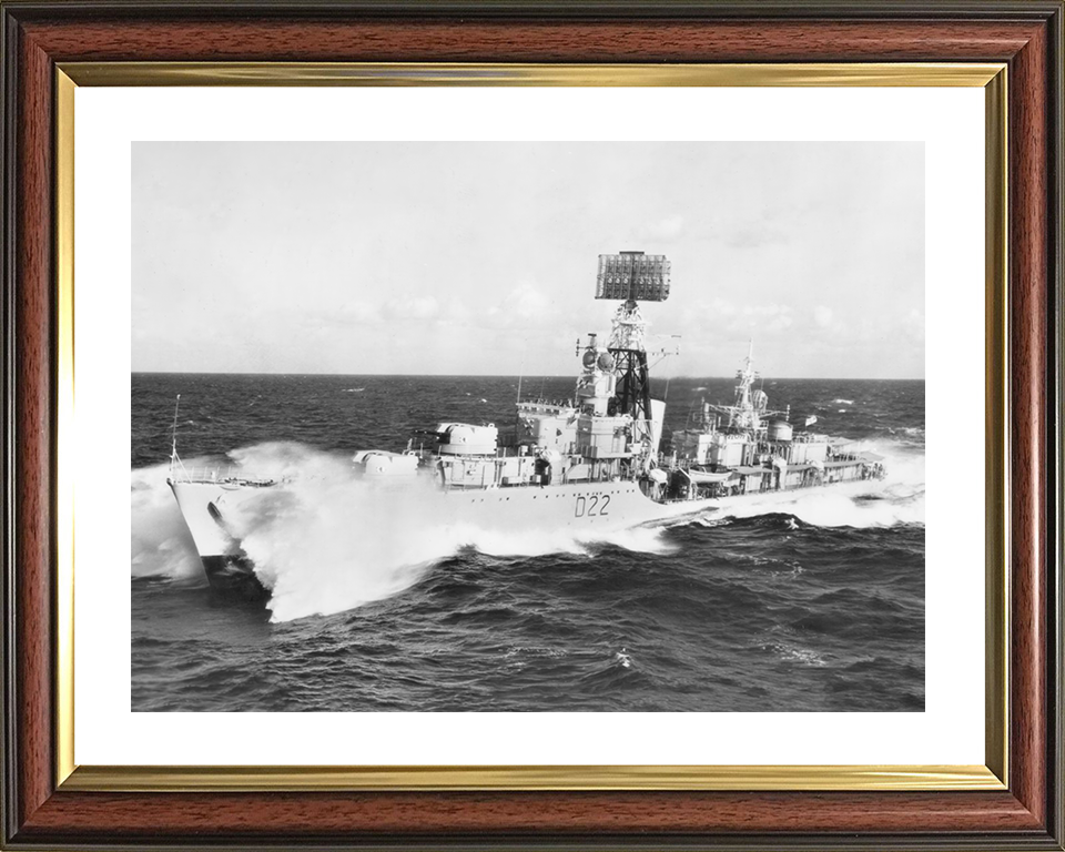 HMS Aisne (D22) Royal Navy Battle Class Destroyer Photo Print Underway Warship Wall Art Posters, Prints, & Visual Artwork Hampshire Prints 10 x 8 Classic Frame Yes