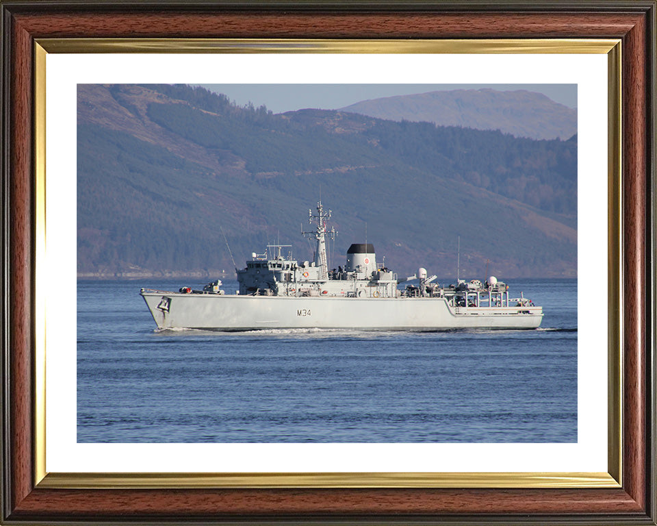 HMS Middleton M34 | Photo Print | Framed Print | Hunt Class | Mine Warfare Vessel | Royal Navy Hampshire Prints