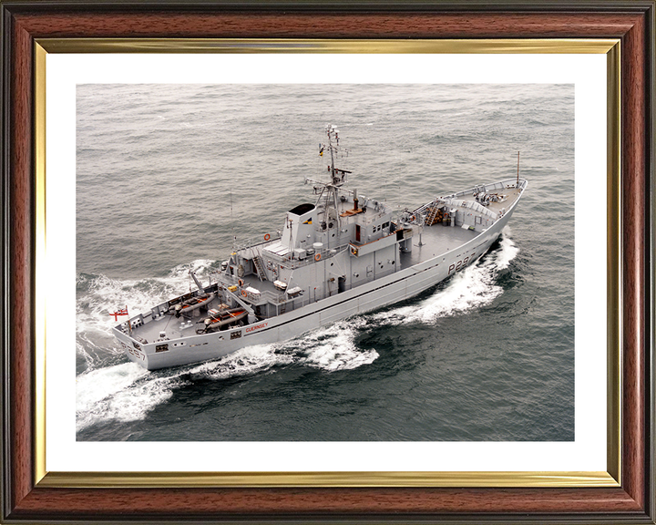 HMS Guernsey (P297) Photo Print - At Sea 1997 – Royal Navy Island Class Patrol Vessel Hampshire Prints 10 x 8 Classic Frame Yes
