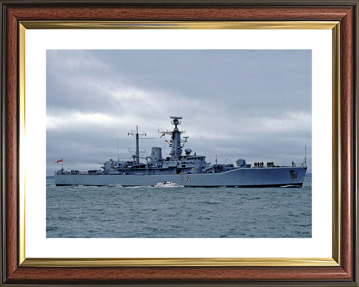 HMS Scylla F71 | Photo Print | Framed Print | Leander Class | Frigate | Royal Navy Hampshire Prints