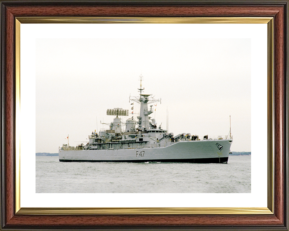 HMS Danae (F47) Royal Navy Leander Class Frigate Entering Harbour Photo Print Wall Art Decor Posters, Prints, & Visual Artwork Hampshire Prints 10 x 8 Classic Frame Yes