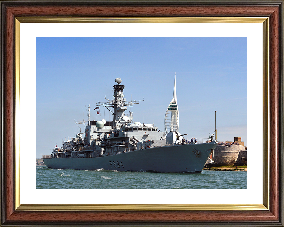 HMS Iron Duke (F234) Photo Print - Leaving Portsmouth 2014 - Royal Navy Type 23 Frigate Hampshire Prints 10 x 8 Classic Frame Yes