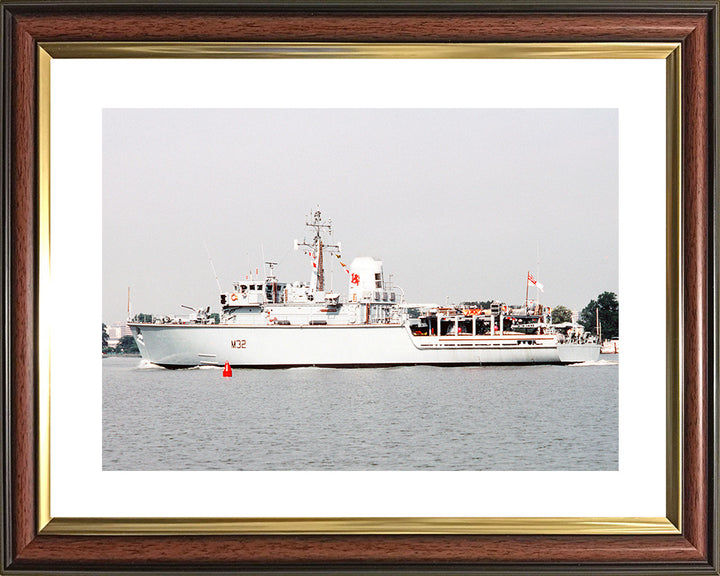 HMS Cottesmore M32 | Photo Print | Framed Print | Hunt Class | Mine Warfare Vessel | Royal Navy Hampshire Prints