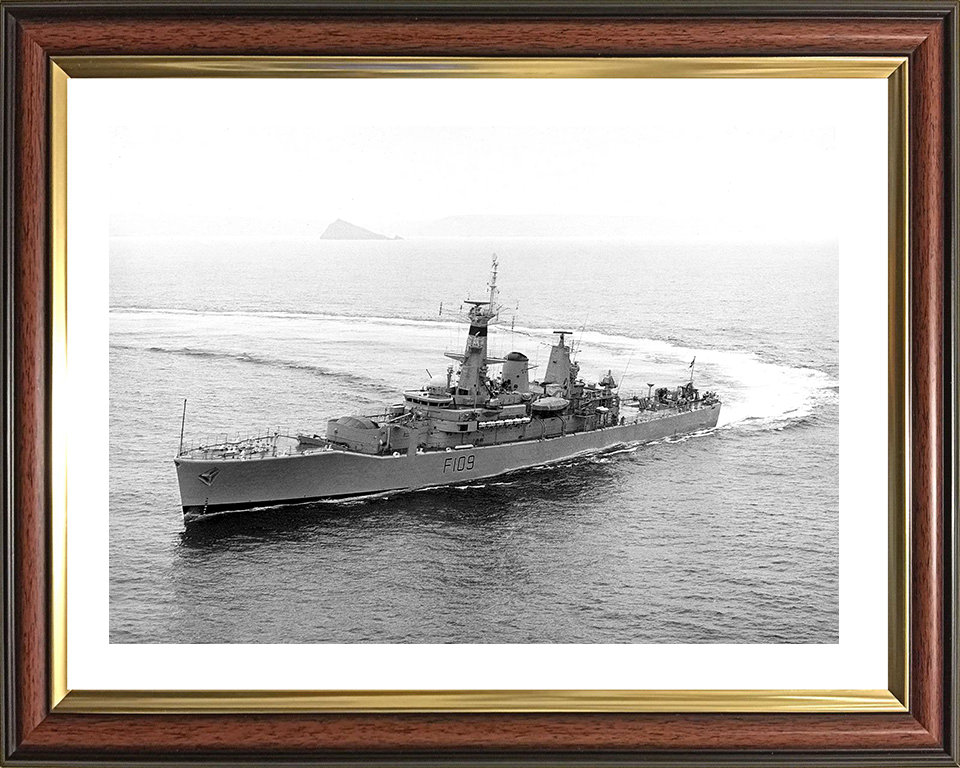 HMS Leander (F109) Photo Print - At Sea - Royal Navy Leander Class Frigate