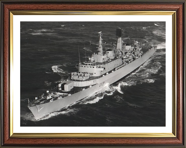 HMS Glamorgan D19 | Photo Print | Framed Print | County Class | Destroyer | Royal Navy Hampshire Prints