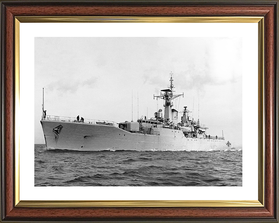 HMS Berwick (F115) Royal Navy Rothesay Class Frigate Port Side View Photo Print Wall Art Decor Posters, Prints, & Visual Artwork Hampshire Prints 10 x 8 Classic Frame Yes