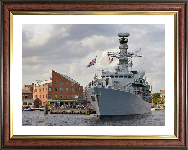 HMS Argyll (F231) Royal Navy Type 23 Frigate Alongside Baltimore 2014 Photo Print Wall Art Decor Posters, Prints, & Visual Artwork Hampshire Prints 10 x 8 Classic Frame Yes