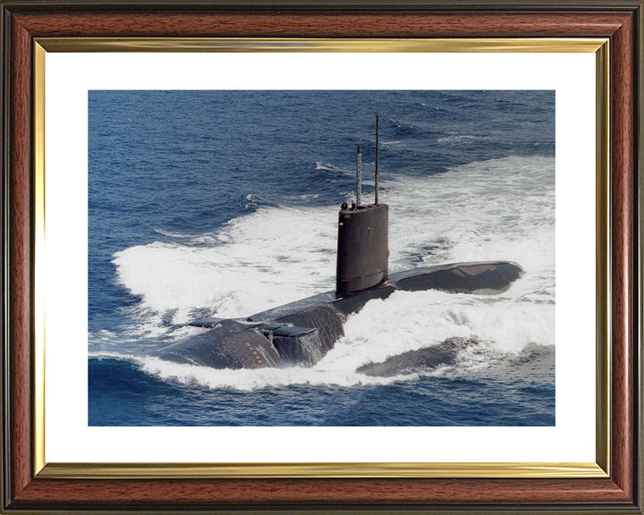 HMS Courageous S50 Submarine | Photo Print | Framed Print | Valiant class | Royal Navy Hampshire Prints
