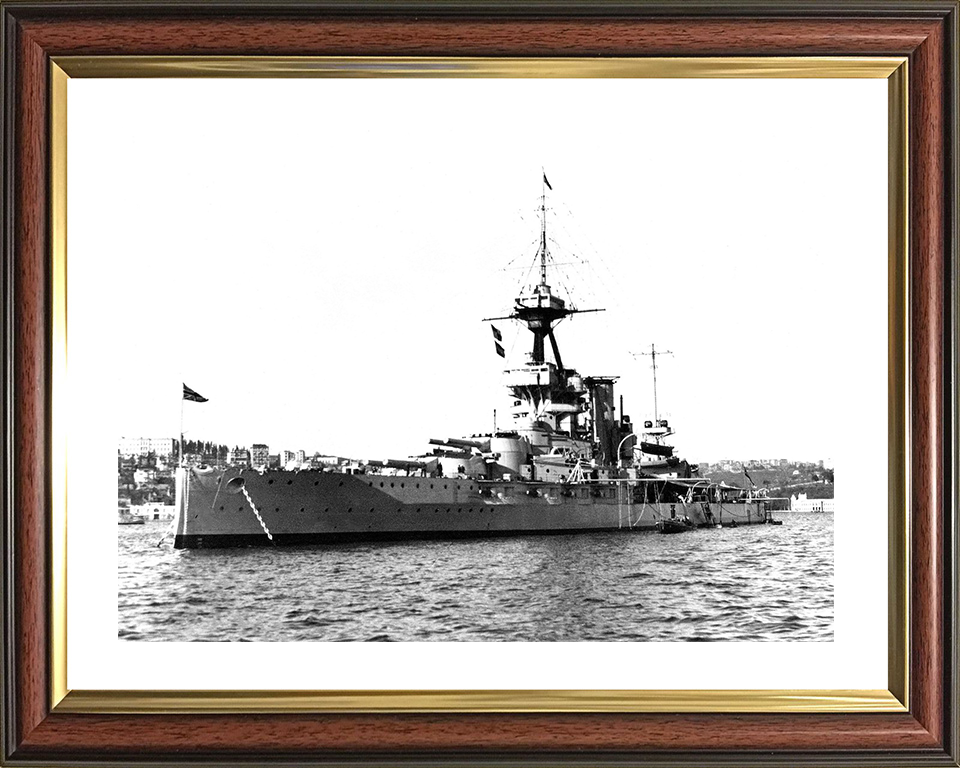 HMS Benbow (1913) Royal Navy Iron Duke Class Battleship At Anchor Photo Print Wall Art Decor Posters, Prints, & Visual Artwork Hampshire Prints 10 x 8 Classic Frame Yes