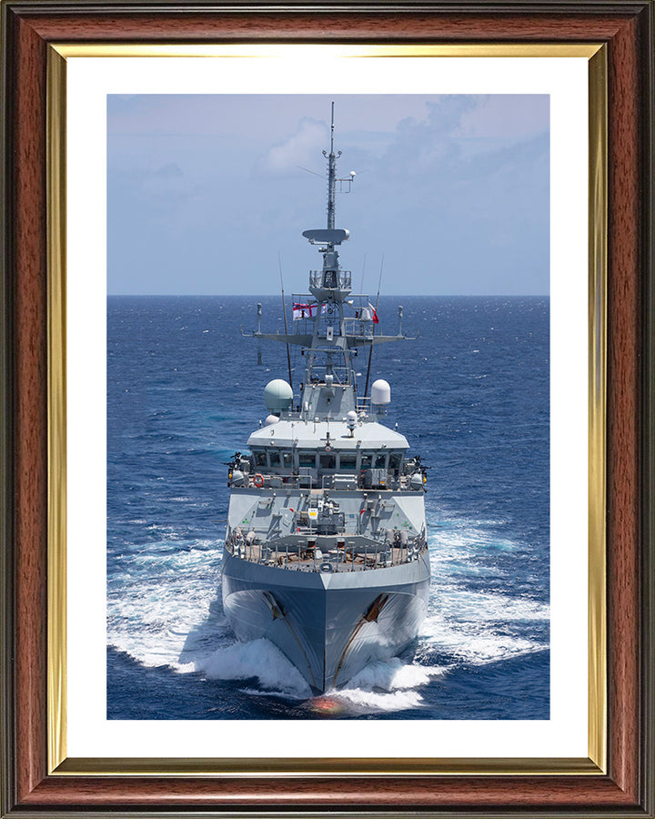 HMS Medway P223 | Photo Print | Framed Print | River Class | Patrol Vessel | Royal Navy Hampshire Prints