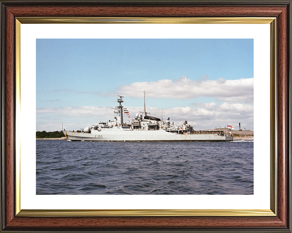 HMS Avenger (F185) Royal Navy Type 21 Frigate Port Beam View Photo Print Wall Art Decor Posters, Prints, & Visual Artwork Hampshire Prints 10 x 8 Classic Frame Yes