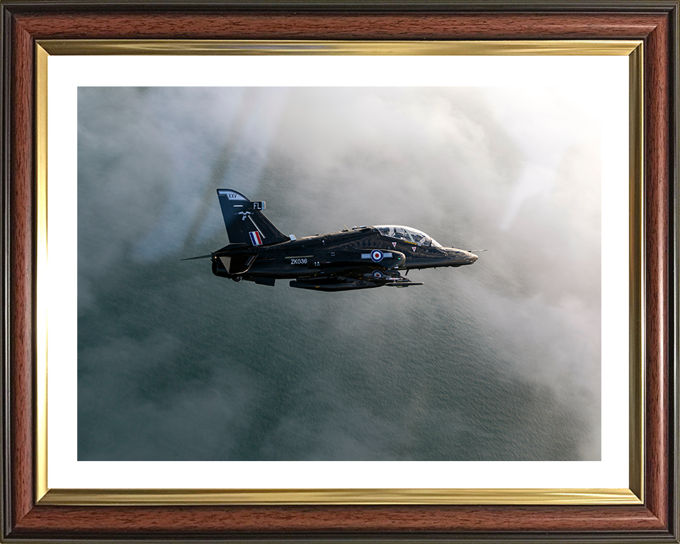 RAF Hawk T2 Jet in flight Photo Print - Royal Air Force Aircraft Hampshire Prints 10 x 8 Classic Frame Yes