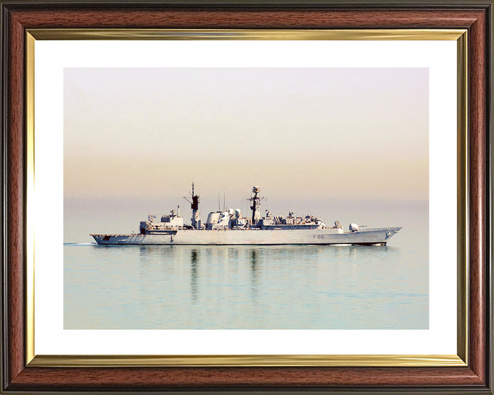 HMS Campbeltown (F86) Photo Print - Persian Gulf 2008 - Royal Navy Type 22 Frigate Posters, Prints, & Visual Artwork Hampshire Prints 10 x 8 Classic Frame Yes