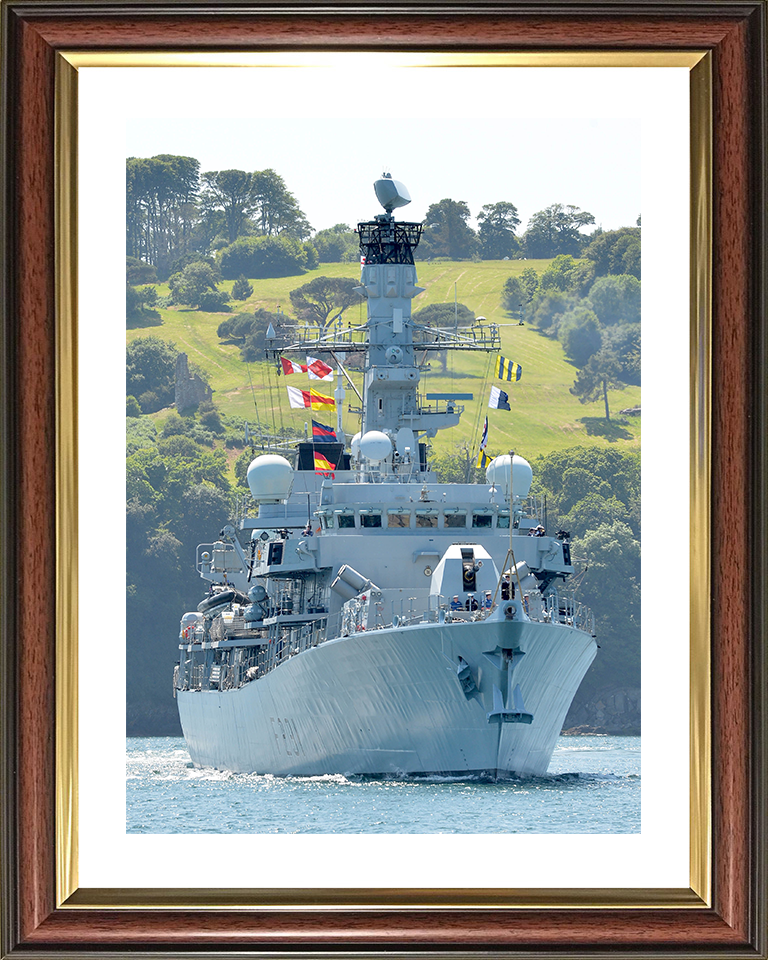 HMS Argyll (F231) Royal Navy Type 23 Frigate Plymouth Sound 2014 Photo Print Wall Art Decor Posters, Prints, & Visual Artwork Hampshire Prints 10 x 8 Classic Frame Yes