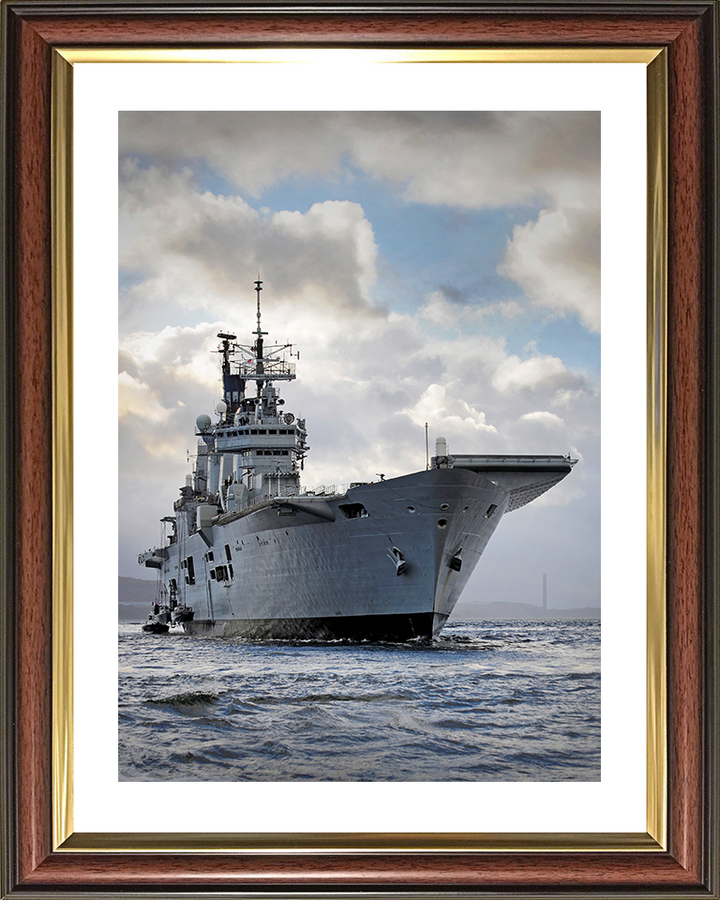 HMS Ark Royal (R07) Royal Navy Invincible Class Aircraft Carrier On the Clyde Photo Print Wall Art Decor Posters, Prints, & Visual Artwork Hampshire Prints 10 x 8 Classic Frame Yes