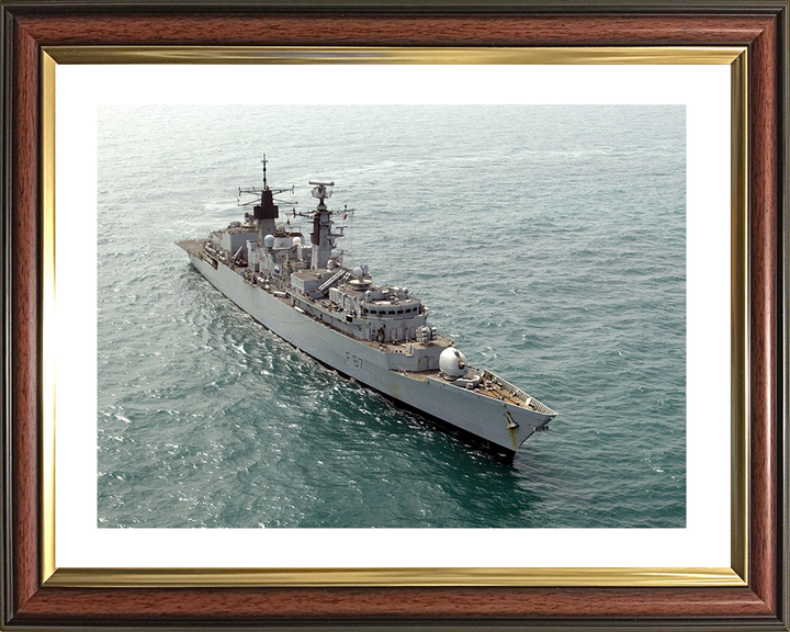 HMS Chatham (F87) Royal Navy Type 22 Frigate Turning to Port Photo Print Wall Art Decor Posters, Prints, & Visual Artwork Hampshire Prints 10 x 8 Classic Frame Yes