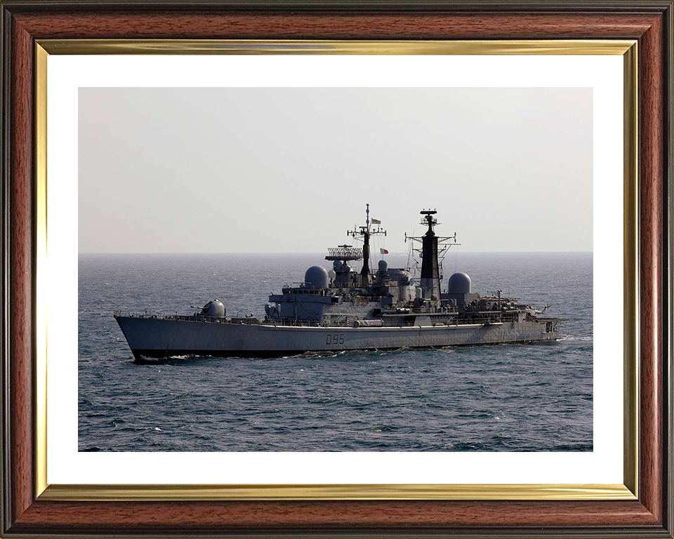 HMS Manchester (D95) Photo Print - Persian Gulf 2008 - Royal Navy Type 42 Destroyer Hampshire Prints 10 x 8 Classic Frame Yes