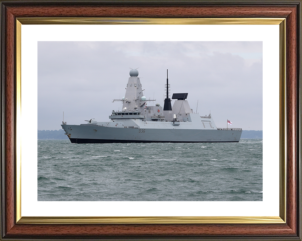 HMS Defender (D36) Royal Navy Type 45 Destroyer Off Portsmouth 2016 Photo Print Wall Art Decor Posters, Prints, & Visual Artwork Hampshire Prints 10 x 8 Classic Frame Yes
