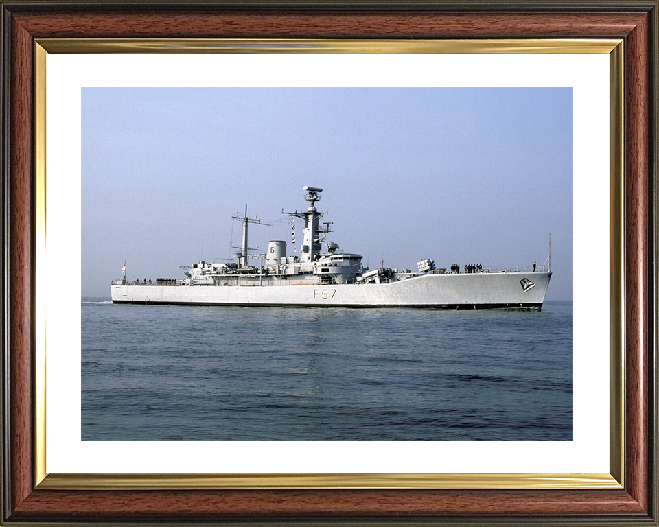 HMS Andromeda (F57) Royal Navy Leander Class Frigate Entering Port Photo Print Wall Art Decor Posters, Prints, & Visual Artwork Hampshire Prints 10 x 8 Classic Frame Yes
