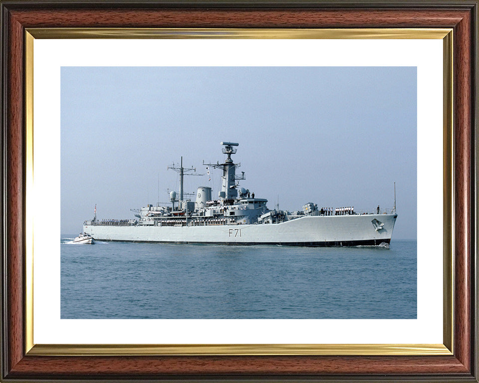 HMS Scylla F71 | Photo Print | Framed Print | Leander Class | Frigate | Royal Navy Hampshire Prints