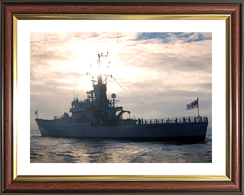 HMS Dumbarton Castle (P265) Royal Navy Castle Class Patrol Vessel At Anchor Photo Print Wall Art Decor Posters, Prints, & Visual Artwork Hampshire Prints 10 x 8 Classic Frame Yes