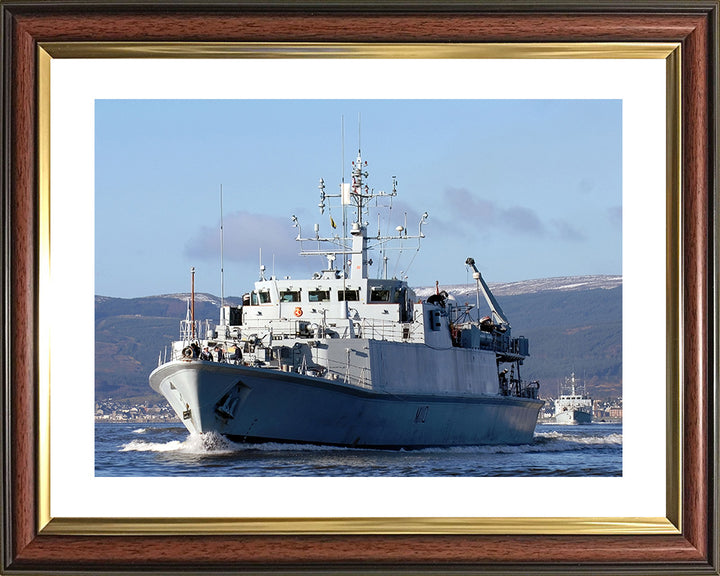 HMS Ramsey M110 | Photo Print | Framed Print | Sandown Class | Minehunter | Royal Navy Hampshire Prints