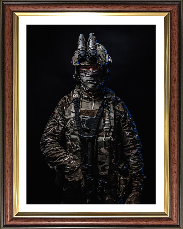 Royal Marines Commando Portrait | Photo Print | Framed Print | Military | Commando | Wall Art | Home Decor | Photography Hampshire Prints 10 x 8 Classic Frame Yes