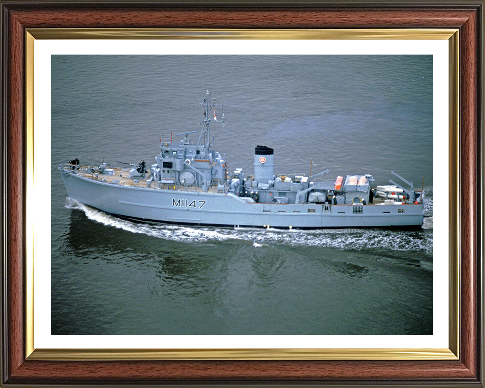 HMS Hubberston M1147 | Photo Print | Framed Print | Ton Class | Minesweeper | Royal Navy Posters, Prints, & Visual Artwork Hampshire Prints