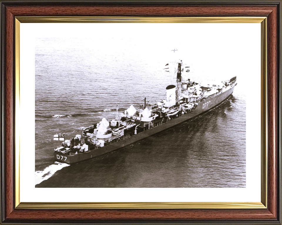 HMS Trafalgar (D77) Photo Print - At Sea - Royal Navy Battle Class Destroyer Posters, Prints, & Visual Artwork Hampshire Prints 10 x 8 Classic Frame Yes