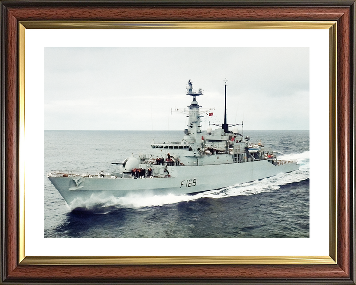 HMS Amazon (F169) Royal Navy Type 21 Frigate Underway Photo Print Wall Art Decor Posters, Prints, & Visual Artwork Hampshire Prints 10 x 8 Classic Frame Yes