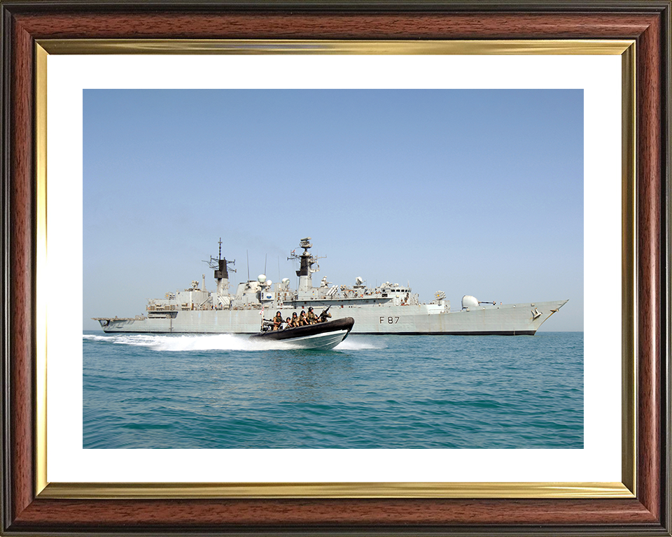 HMS Chatham (F87) Royal Navy Type 22 Frigate Al Basrah Iraqi 2008 Photo Print Wall Art Decor Posters, Prints, & Visual Artwork Hampshire Prints 10 x 8 Classic Frame Yes