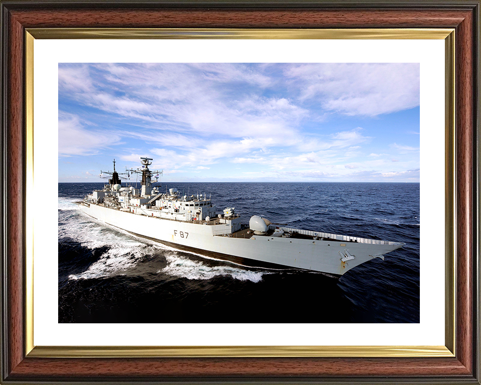 HMS Chatham (F87) Photo Print - Mediterranean 2010 - Royal Navy Type 22 Frigate Hampshire Prints 10 x 8 Classic Frame Yes