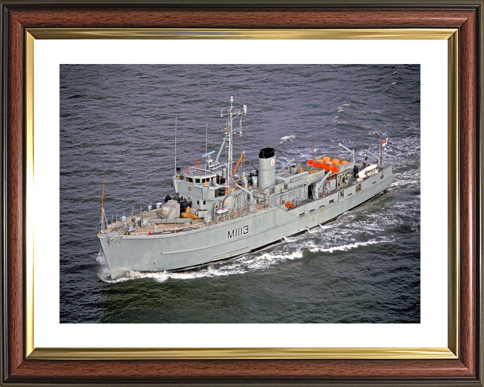 HMS Brereton (M1113) Royal Navy Ton Class Minesweeper High Port Bow View Photo Print Wall Art Decor Posters, Prints, & Visual Artwork Hampshire Prints 10 x 8 Classic Frame Yes